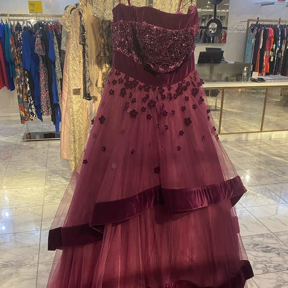 Mac Duggal Strapless Tiered Gown - Picture 12 of 13